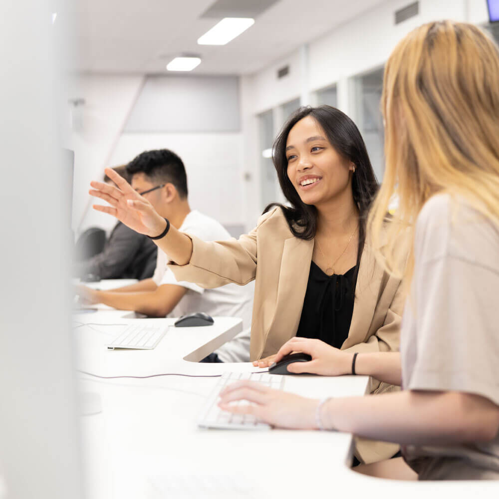 澳大利亚维多利亚大学